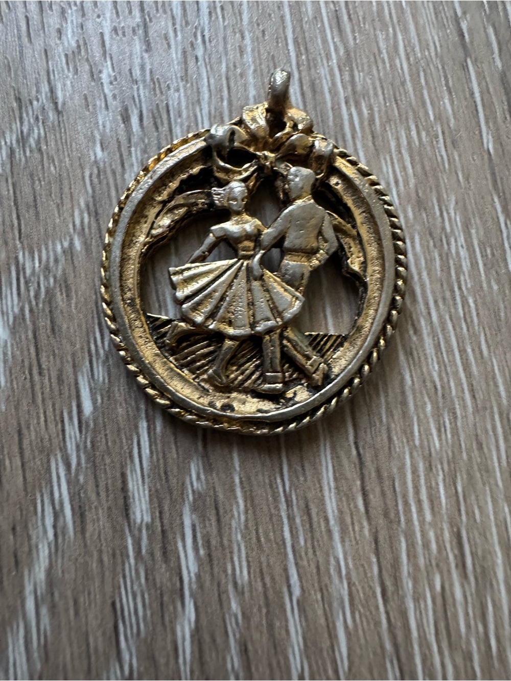 Swing dancing couple pendant